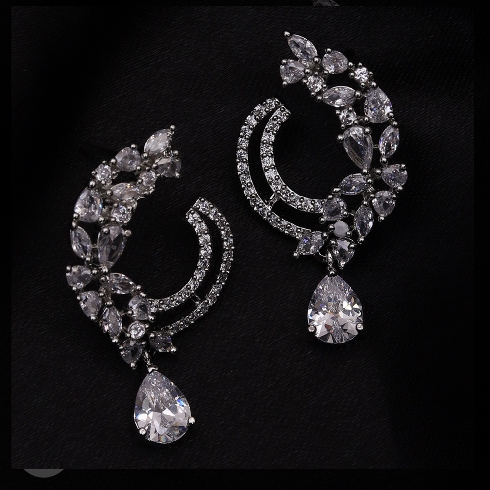 Earrings - Picture 2 of 2